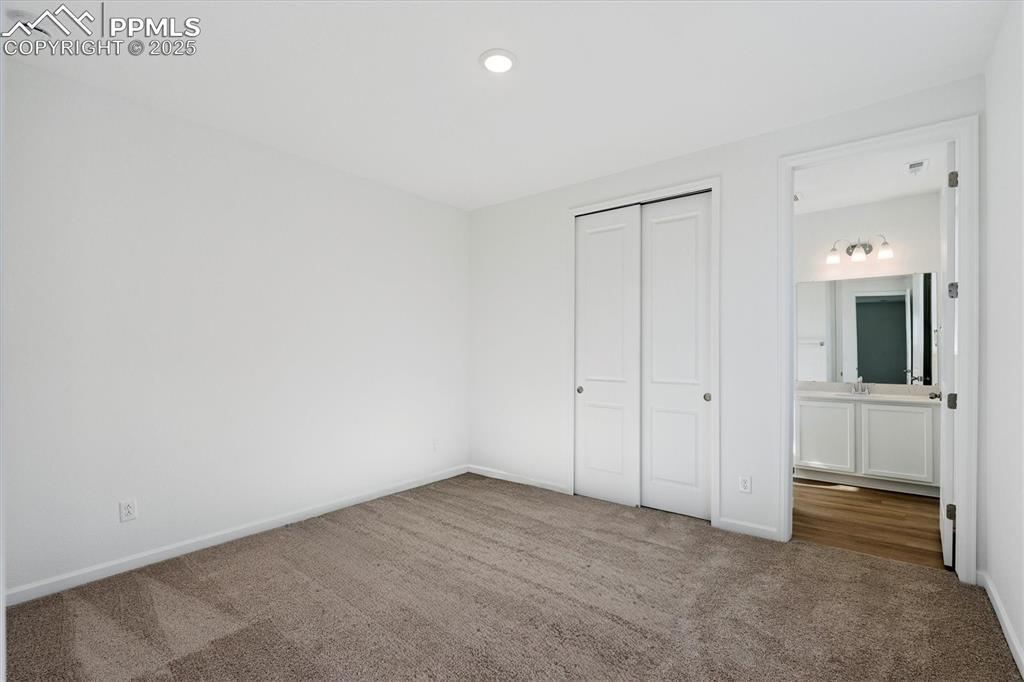 10295 Kingsbury Drive photo 3