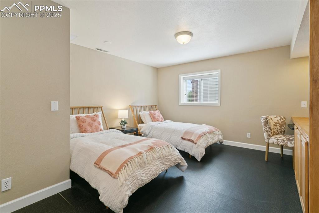 Flex space in the basement! Perfect workout area or second home office!