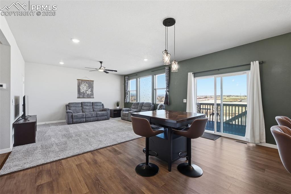 9718 Treasurevault Trail photo 2