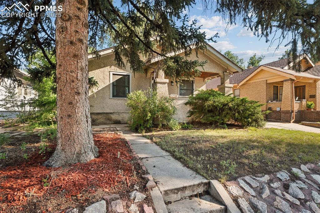 1220 E Platte Avenue photo 3