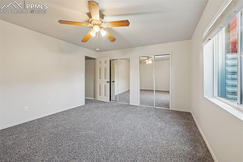 4th bedroom - lots of closet space