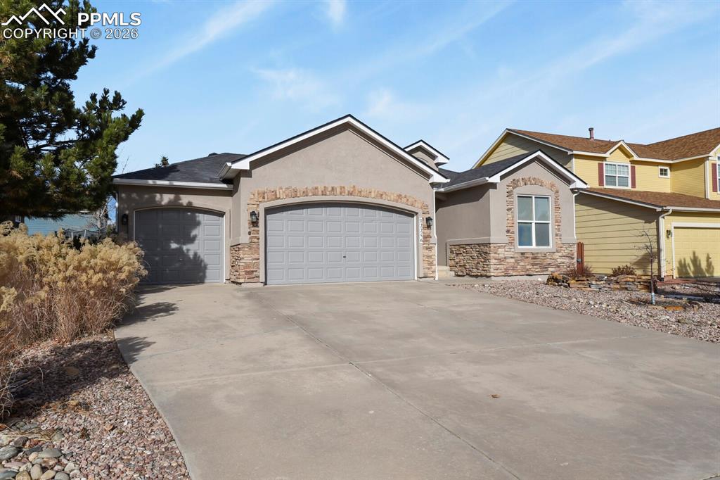 12256 Chimney Smoke Drive photo 2