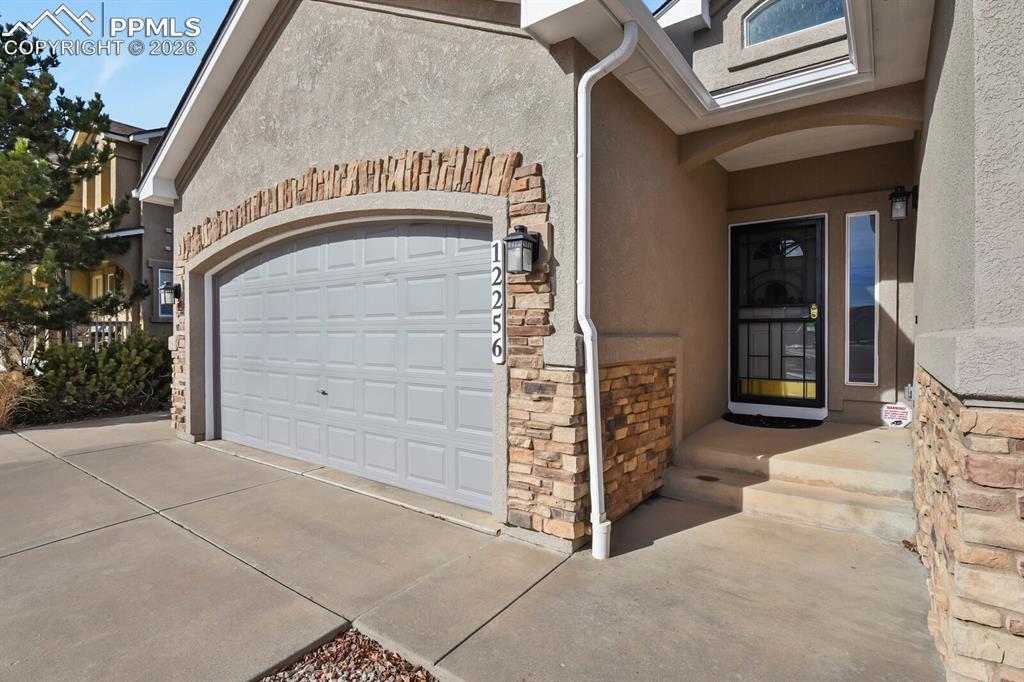 12256 Chimney Smoke Drive photo 3