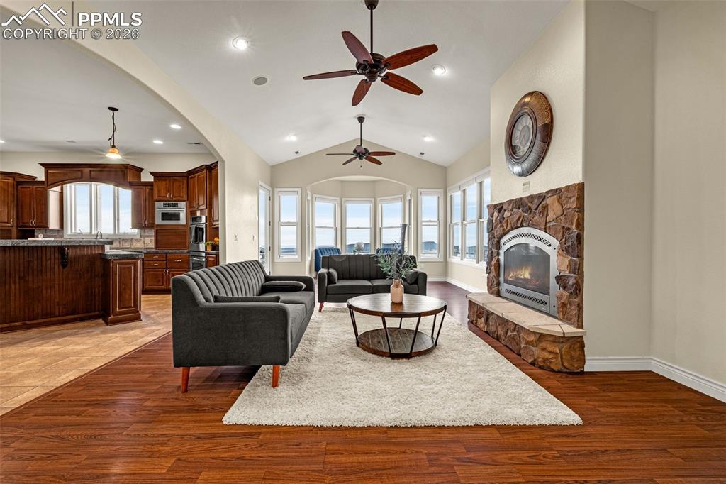 15575 Henry Ride Heights