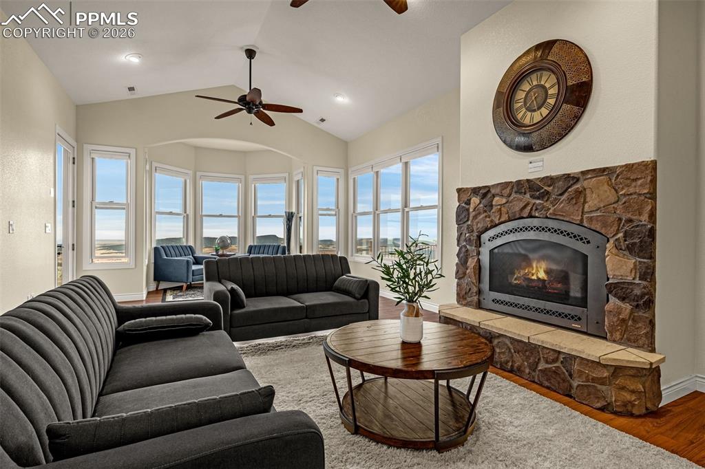 15575 Henry Ride Heights