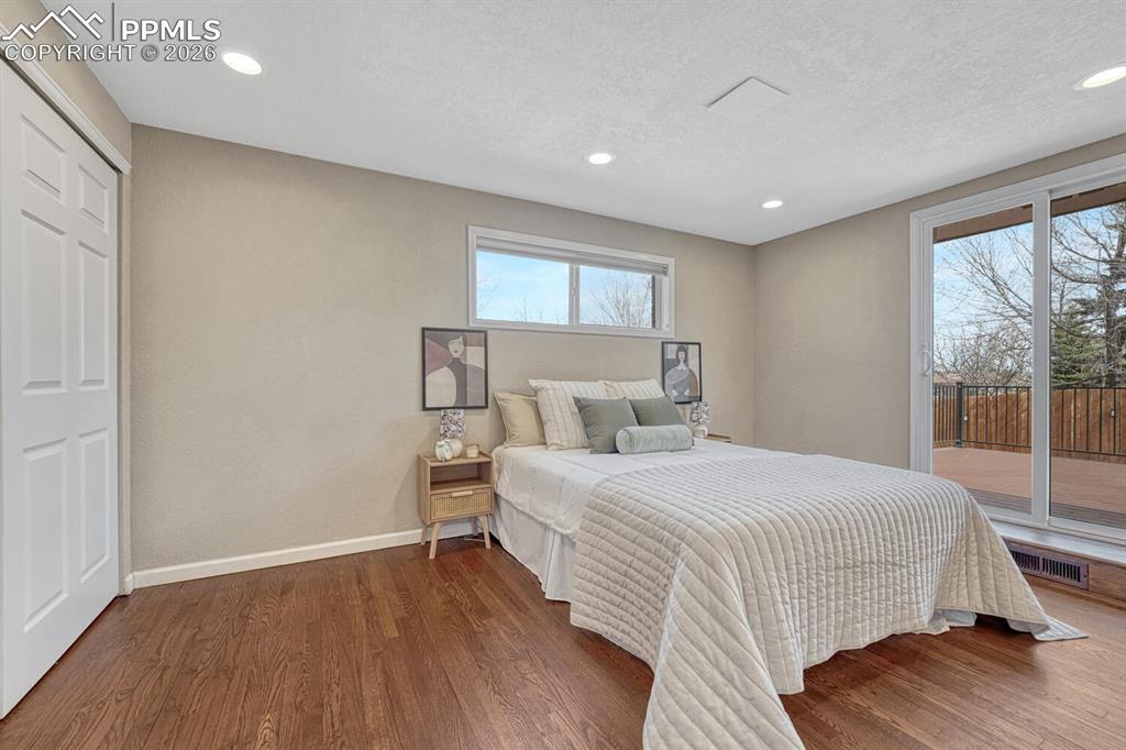 Main level primary bedroom.