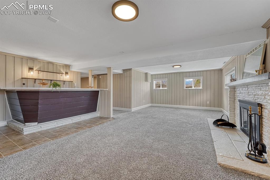 Retro wet bar, tons of character!!