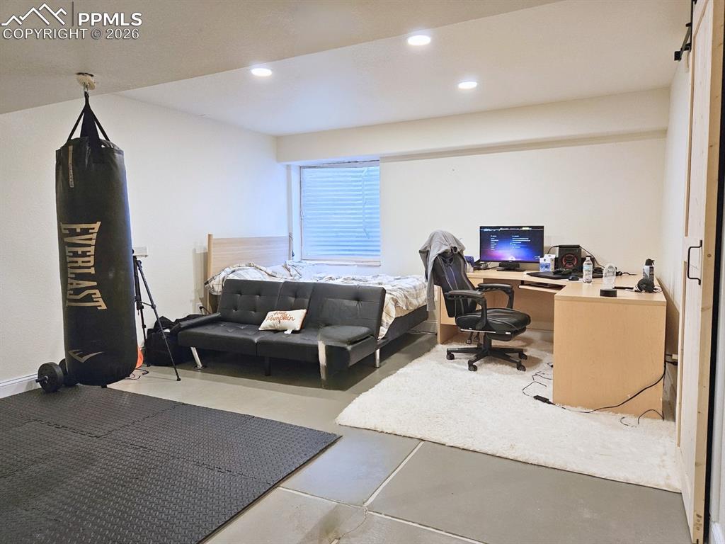 Relaxation space with room to stretch 