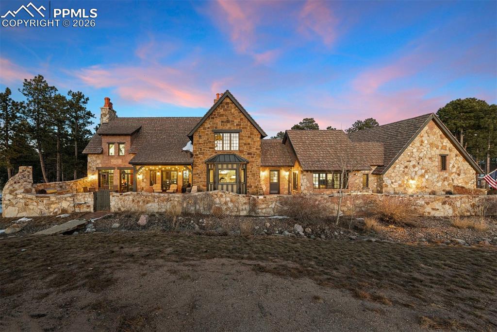 4340 Foxchase Way photo 3