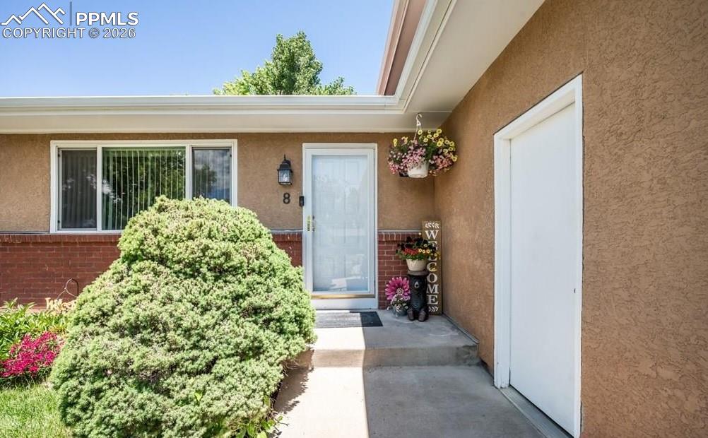 8 Cornflower Court photo 2