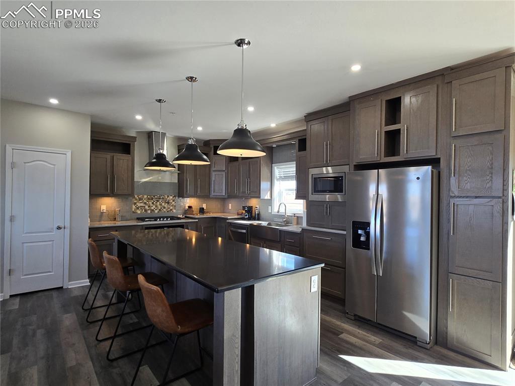 23275 Farmhouse Court photo 2