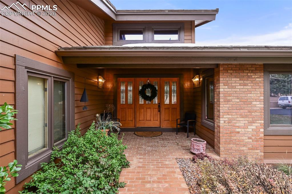 1536 Smoochers Circle