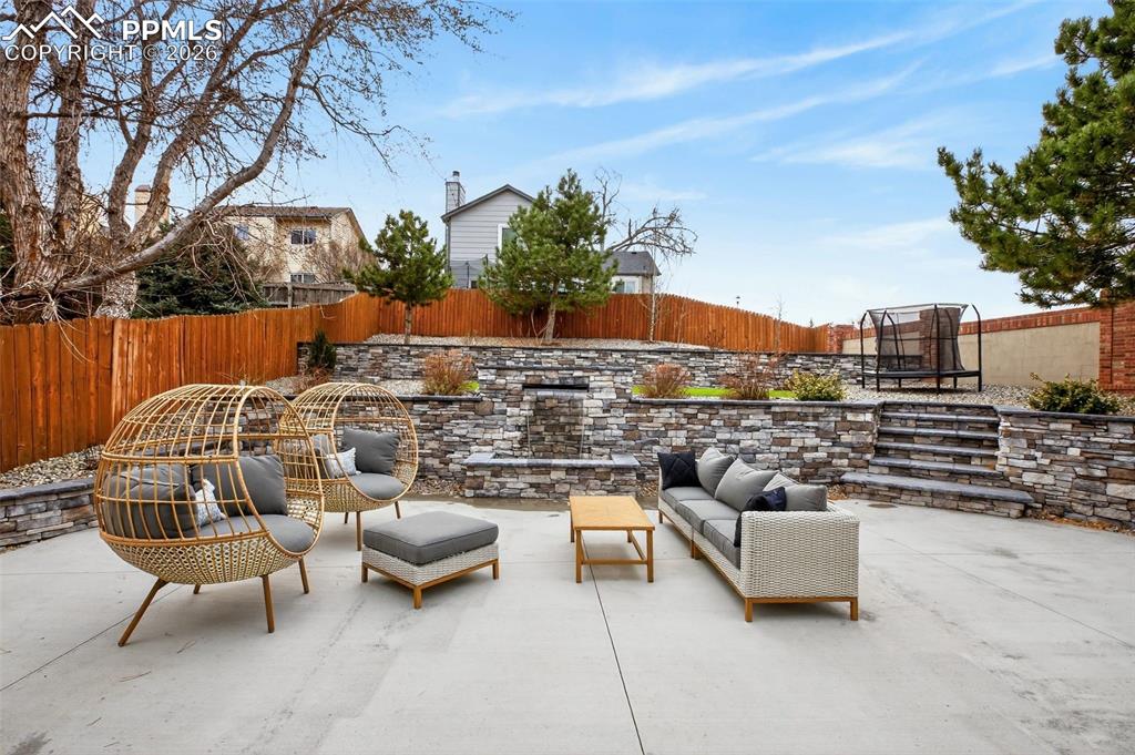 2745 Haystack Drive photo 2