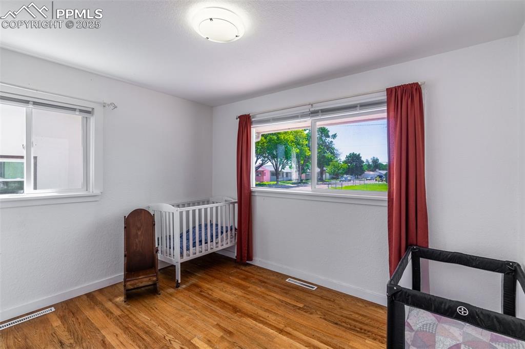 1611 Englewood Drive photo 2