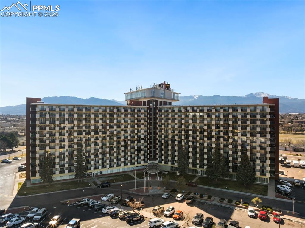 411 Lakewood Circle #A-212 photo 2