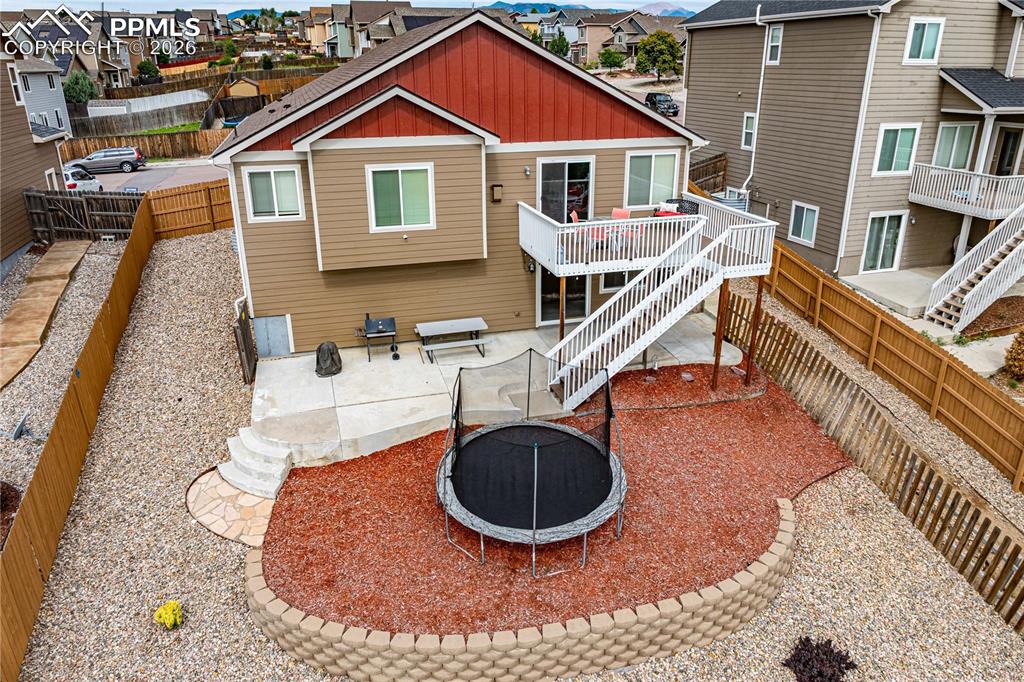 9223 Waters Edge Drive photo 2