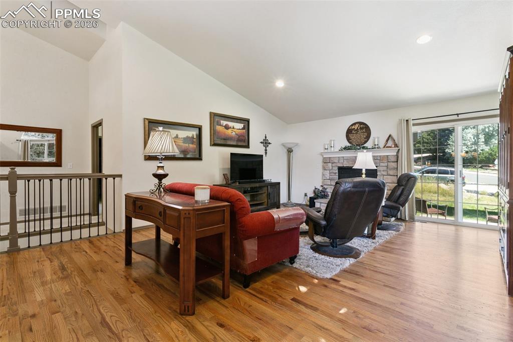 6545 Bonifas Court photo 3