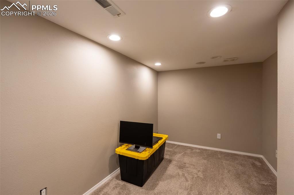 Bonus room/non-conforming bedroom with storage room