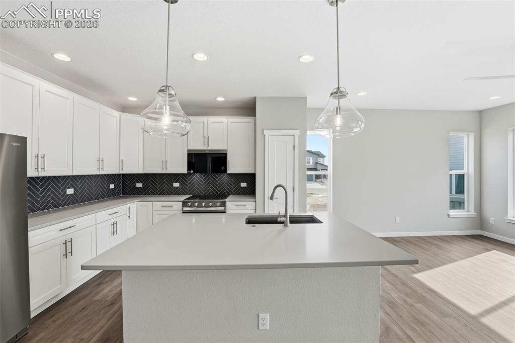 10242 Newfangled Way