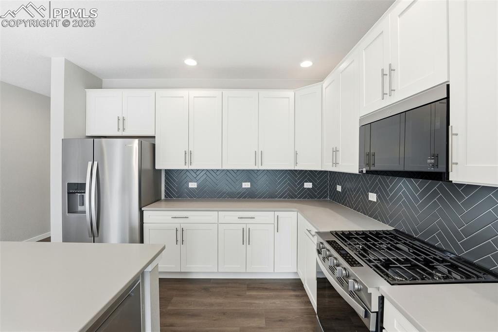 10242 Newfangled Way