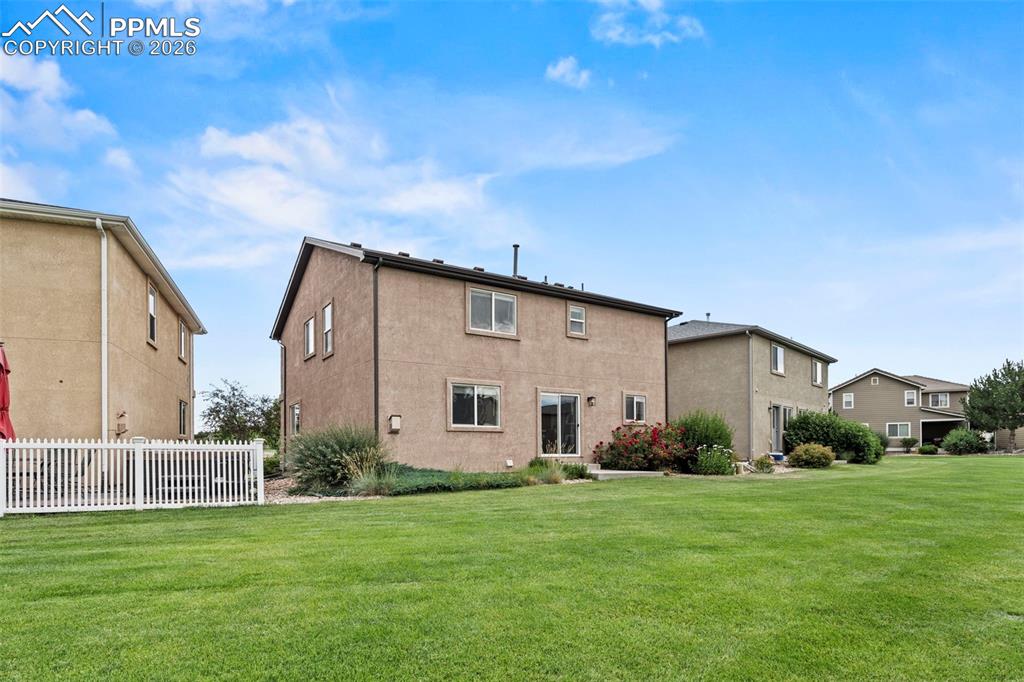 7525 Stetson Highlands Drive