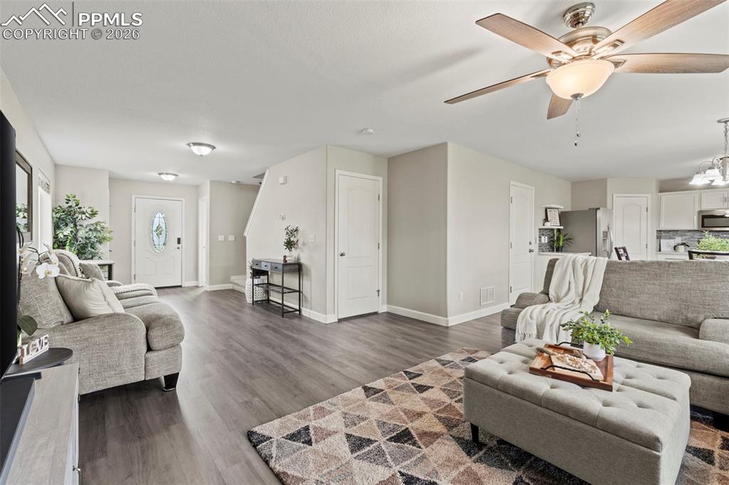 7525 Stetson Highlands Drive