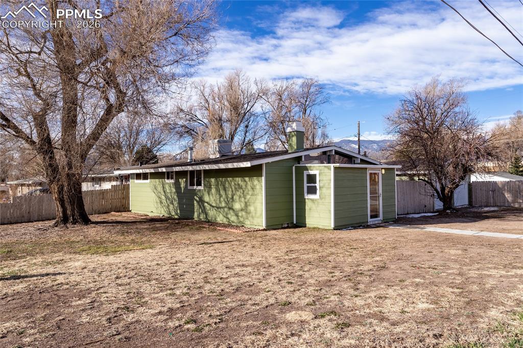 New siding and new paint!