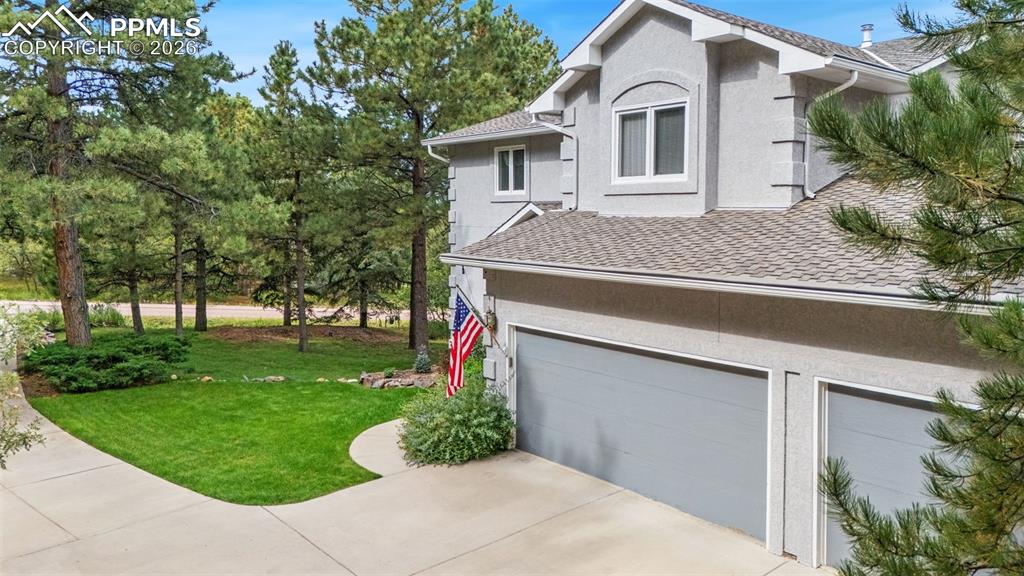 1380 Old Antlers Way photo 3