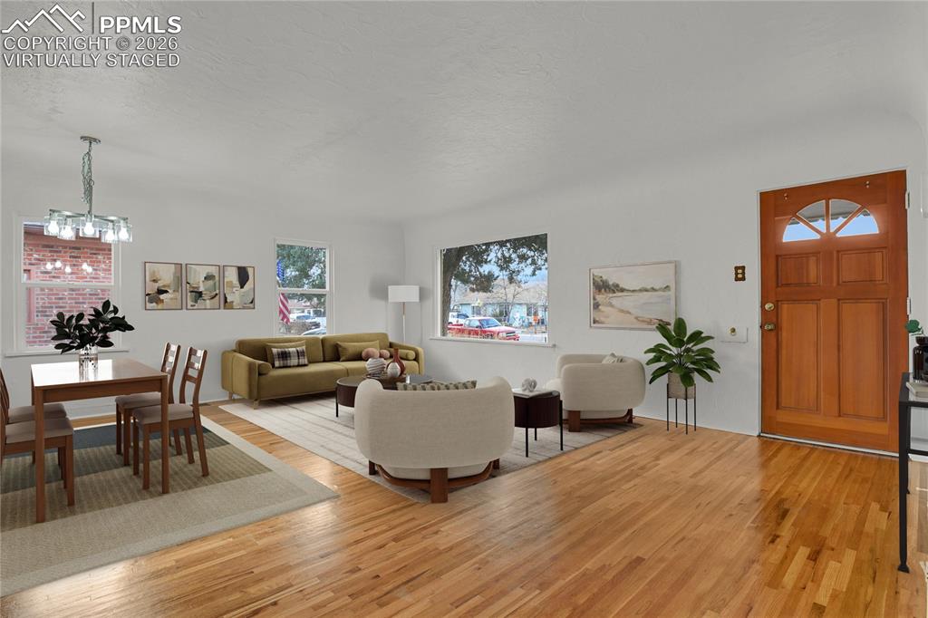 917 N Institute Street photo 3