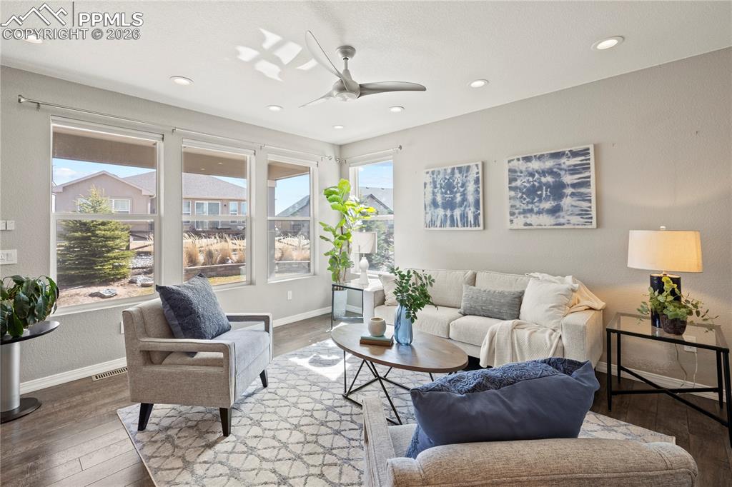 8566 Crooked Branch Lane photo 3