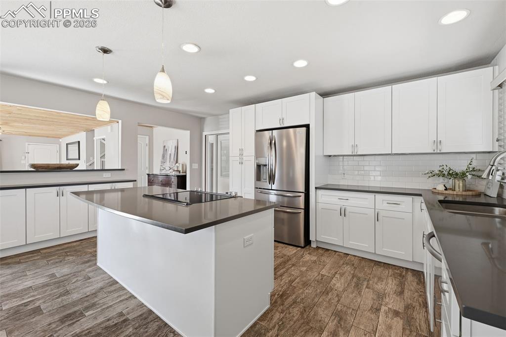 Updated cabinets with pull outs inside