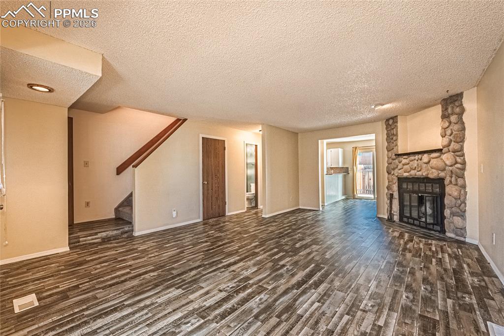 3914 Berkley Court photo 3