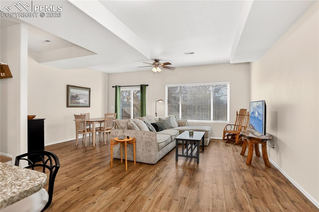 806 Red Thistle View photo 3