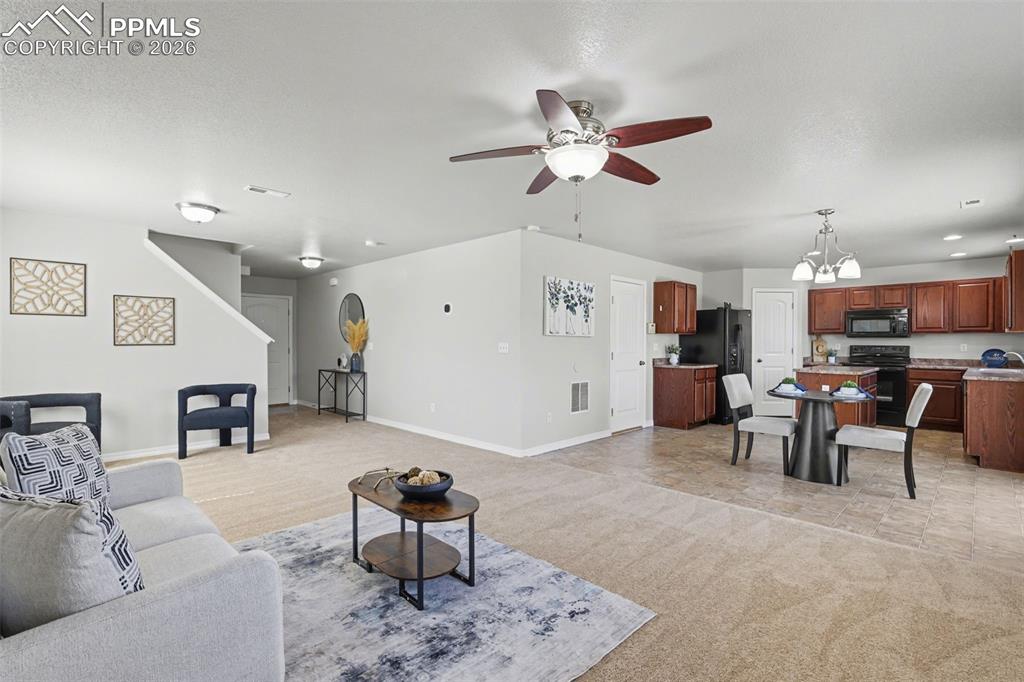 2385 Spring Blossom Drive photo 2