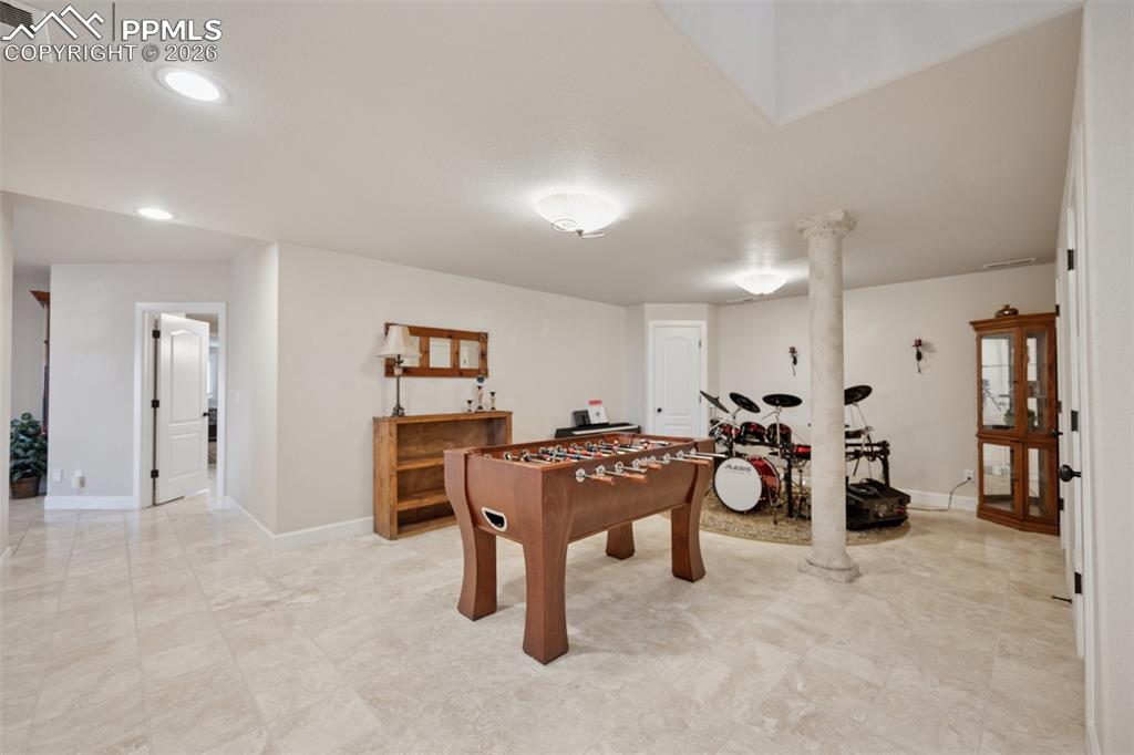 Game room featuring recessed lighting, visible vents, and baseboards