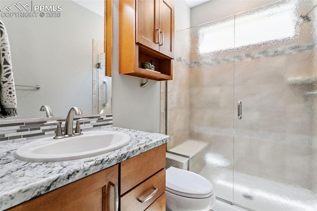 A fantastic Bathroom by the Office