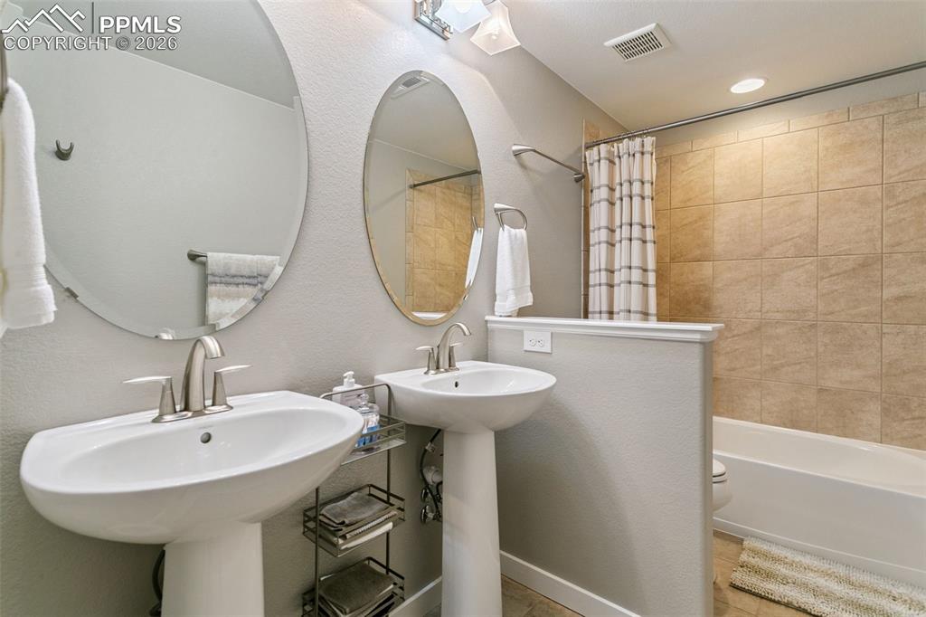Fantastic Full Bathroom in the Basement