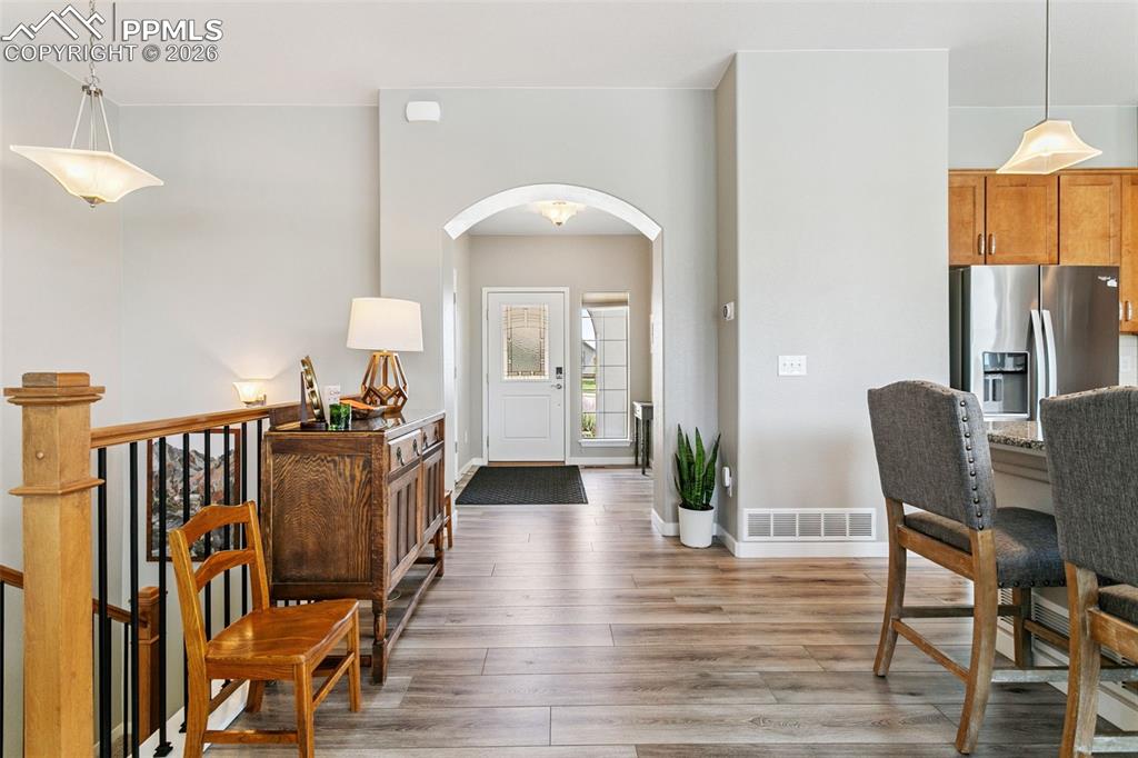 Grand Entryway with Arched Entrance