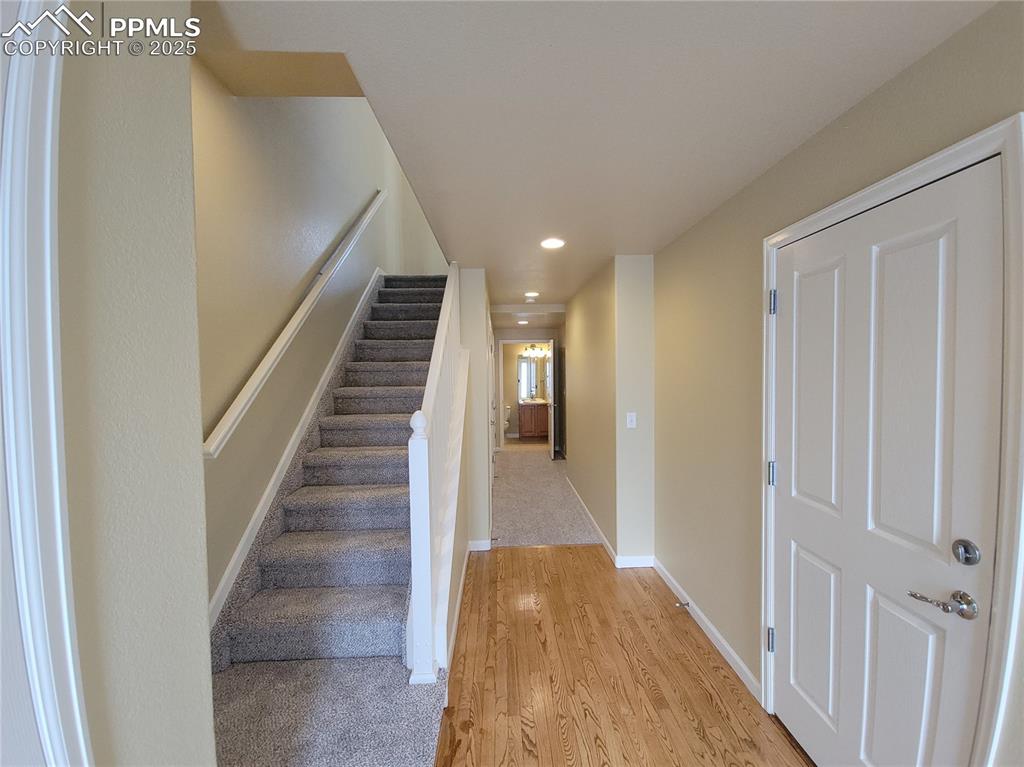 932 Burning Bush Point photo 2