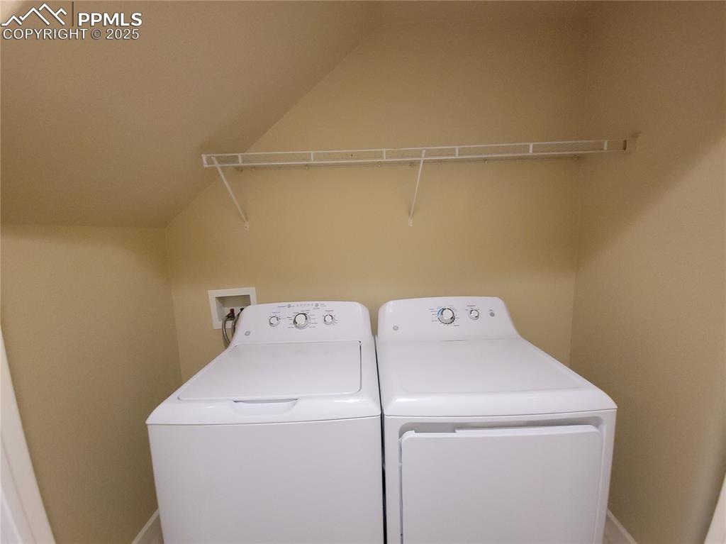 W/D comes with property