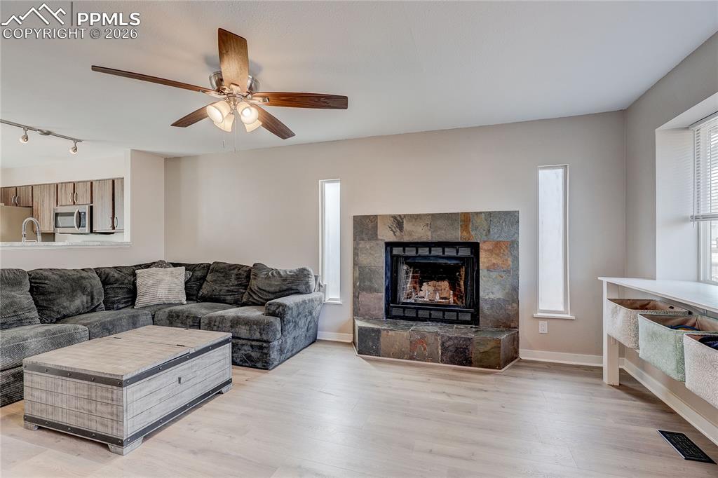 1964 Mineola Street #D photo 3