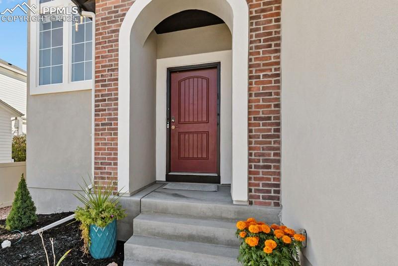 8107 Gilpin Peak Drive photo 2