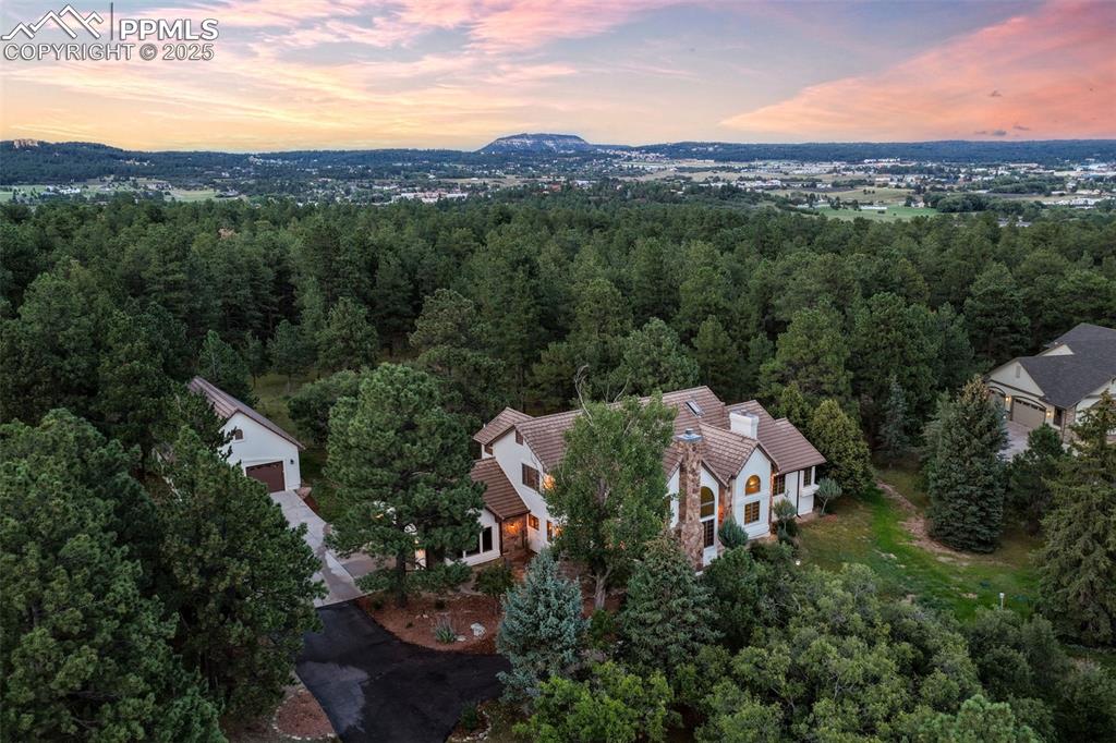 2880 Lake Meadow Drive photo 2