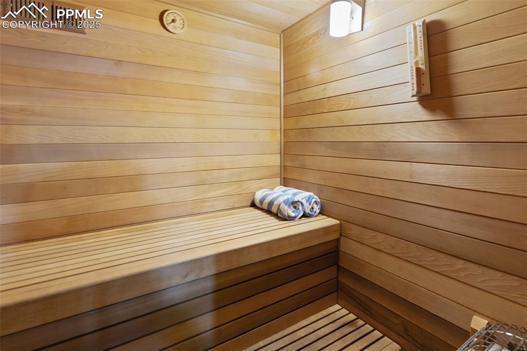 This dry sauna is located in the basement