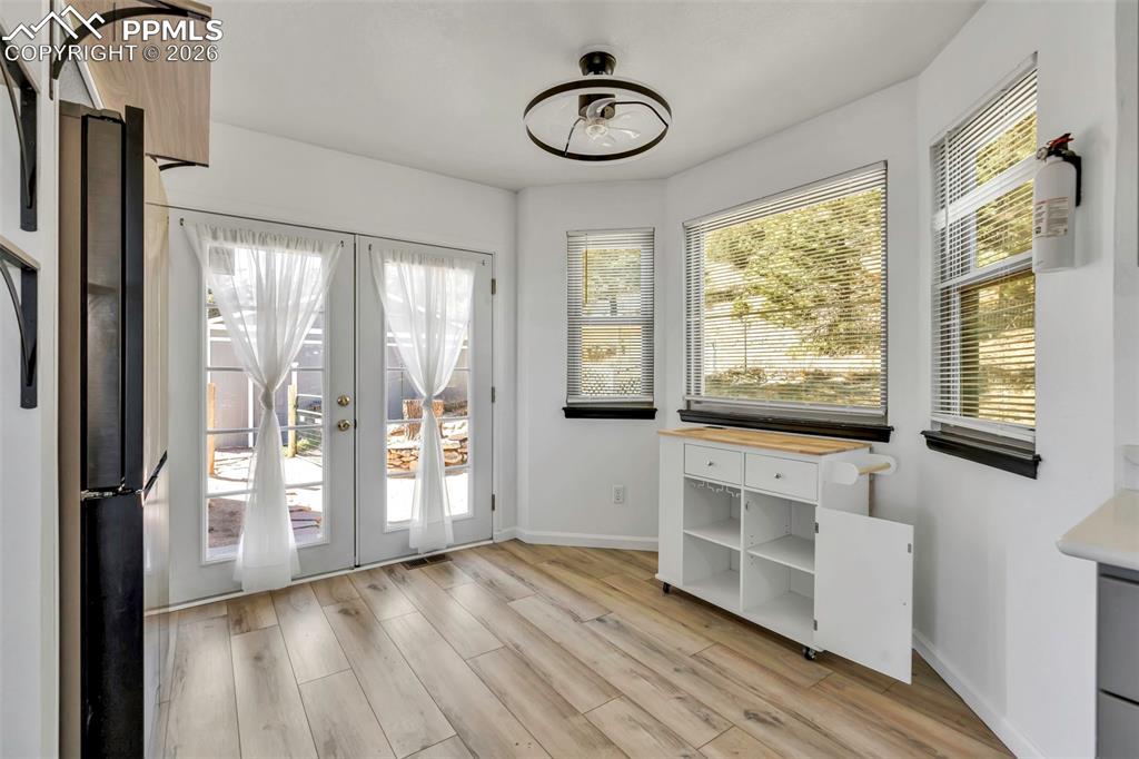 Lots of natural light in this home, clean and cute.  Breakfast nook for your table and french door access to the back yard.