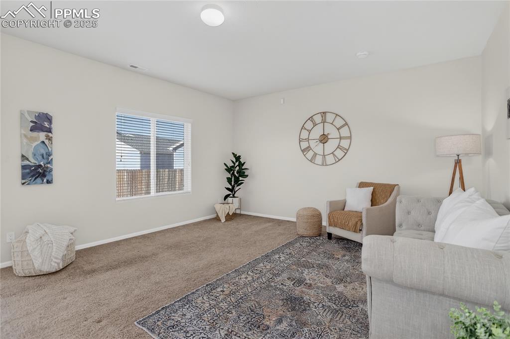 10179 Intrepid Way photo 3