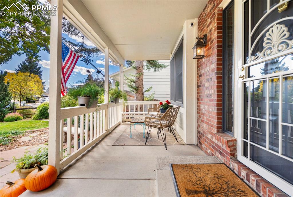 2705 Tartan Lane photo 3