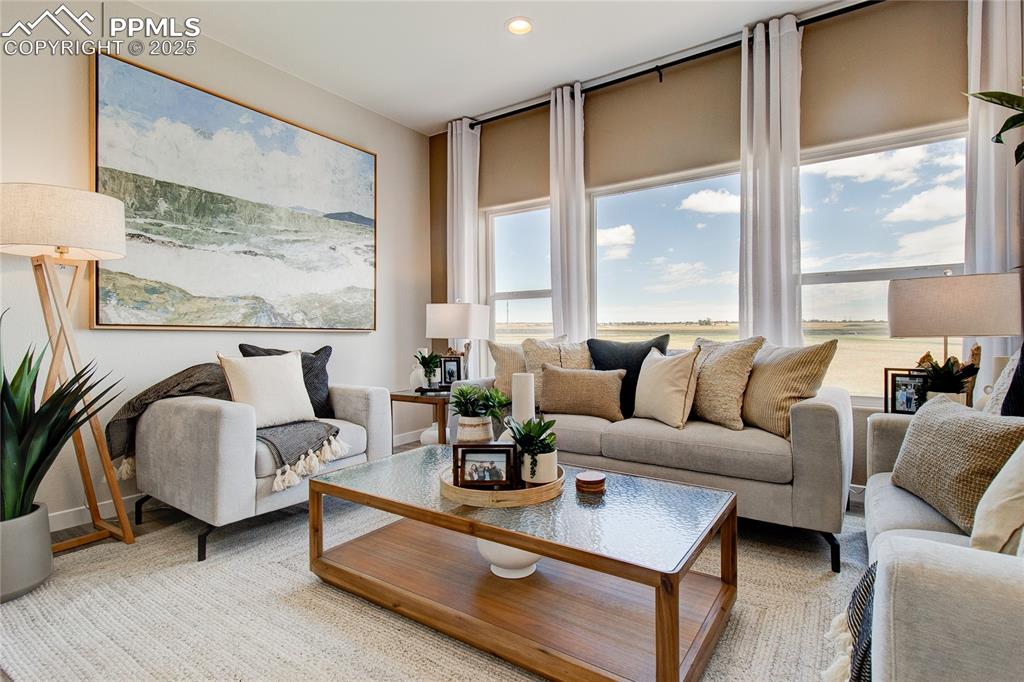 Living area featuring recessed lighting