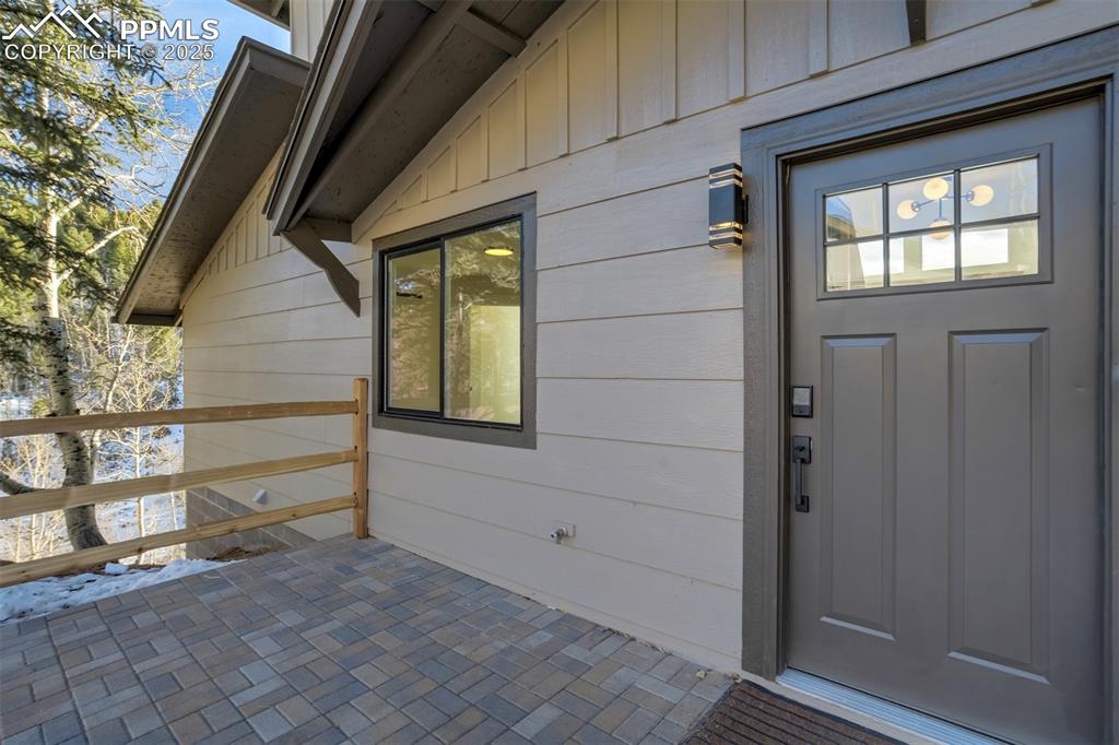 1661 Gold King Drive photo 3