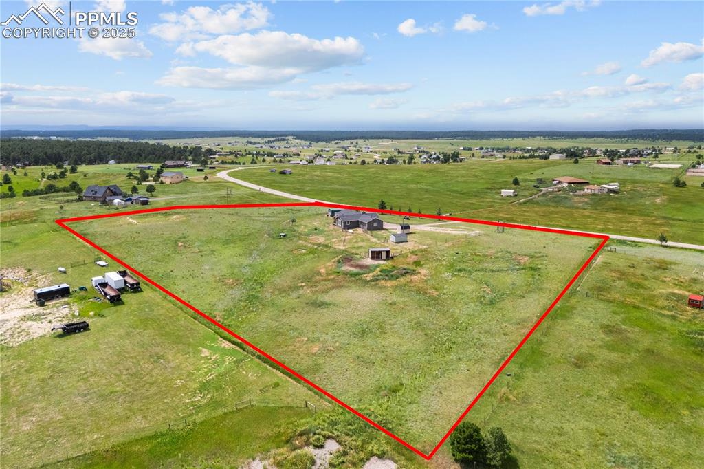 "Property Lines are Approximate and not a survey"